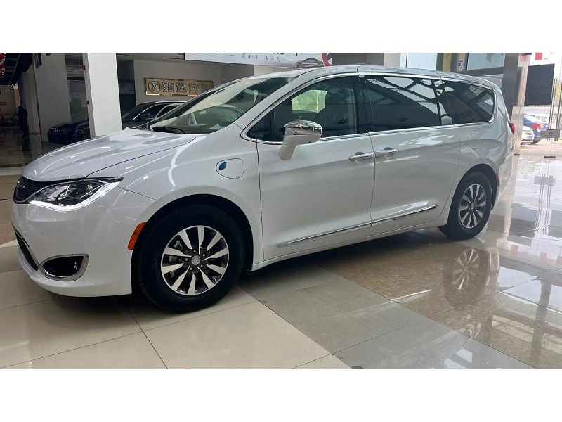 Chrysler Pacifica Pinnacle 2023