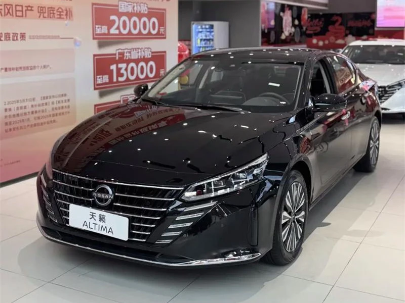 نیسان تینا 2.0L XE Pure 2024